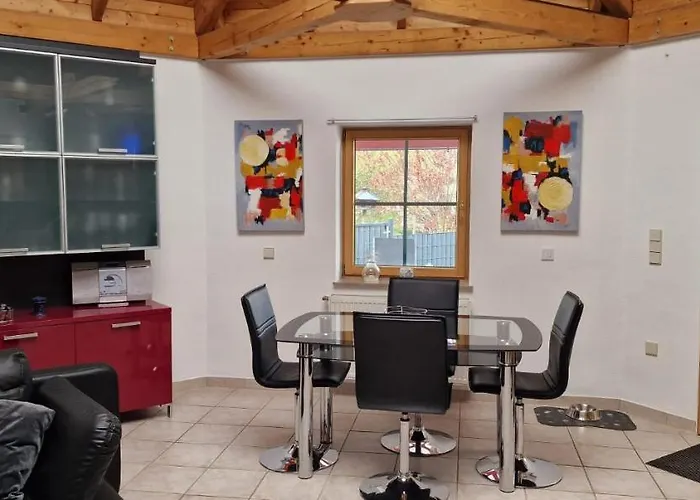 Vivanatura Eifelferienhaus * Einruhr